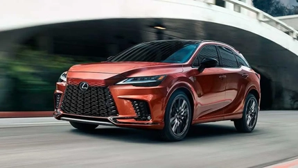 Lexus RX 2027: flagrado protótipo do facelift do crossover premium