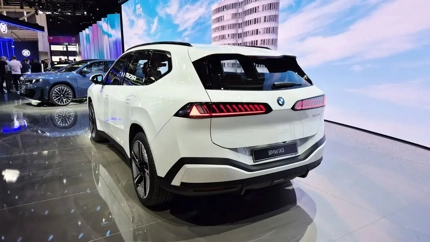BMW iX3 타이어별 EPA 주행거리 분석: 20인치 서머 434마일 vs 기본 383마일