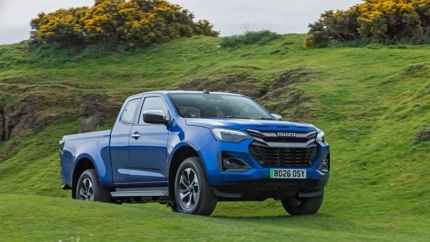 이스즈 D-Max 2026 디젤 및 전기 픽업트럭 공개, 상용차 시장 혁신