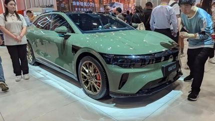 지커 007 GT: 2026 베이징 오토쇼 슈팅 브레이크 데뷔 소식