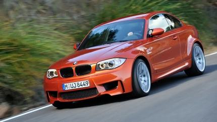 BMW 1 시리즈 M 쿠페: 스포츠 성능과 클래식 디자인의 완벽한 조화