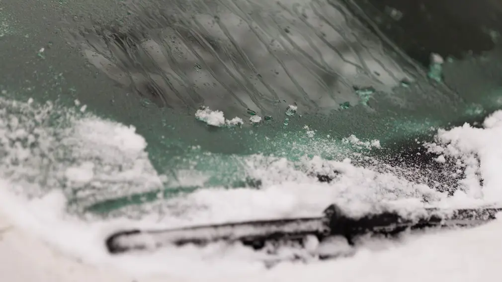 Причину стоит искать не в здоровье или на автомойке: проверьте печку и фильтр