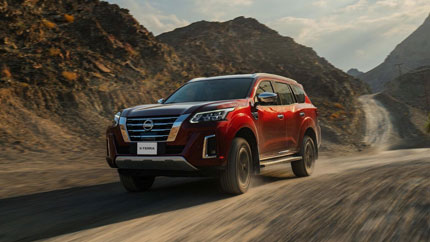 На рынке России появился брутальный внедорожник Nissan