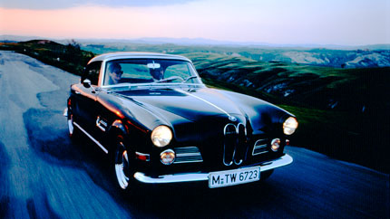 В России продают редчайший BMW 503 принца Кувейта