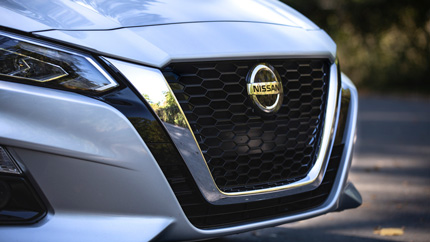 Седан Nissan Altima стал доступен в России