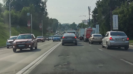 Более 80% водителей в РФ стали аккуратнее управлять авто