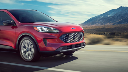 В РФ стал доступен кроссовер Ford Escape 2022 года выпуска