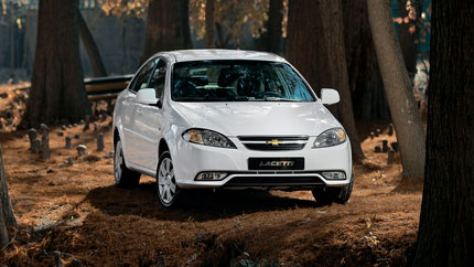 В Казахстане появилась недорогая альтернатива российской LADA Vesta от Chevrolet