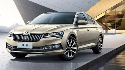 В Россию привезли из Китая новый лифтбек Skoda Superb