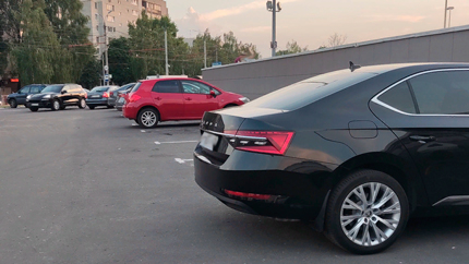 В 2022 году российские автолюбители начали чаще покупать новые и подержанные автомашины из Армении