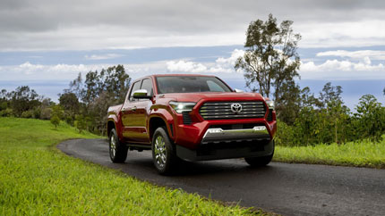 Компания Toyota представила среднеразмерный пикап Tacoma новой генерации