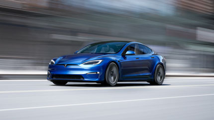 Tesla, Ford, GM, Rivian и Lucid заметно повысили цены на электрокары в 2022 году