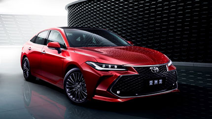 В России появился новый седан Toyota