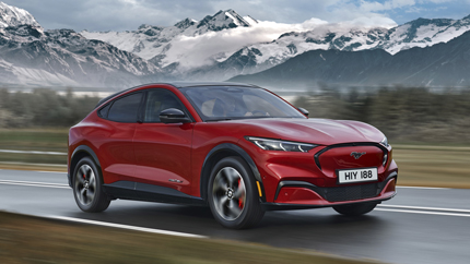 Ford взял курс на снижение цен