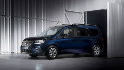У Renault появился универсальный 7-местный компактвэн