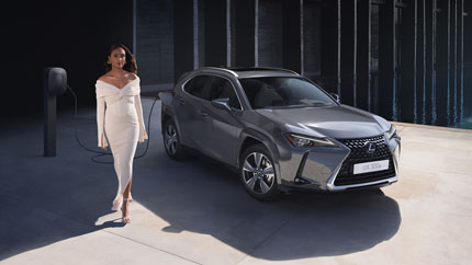 LEXUS представил обновленный кроссовер LEXUS UX 300e
