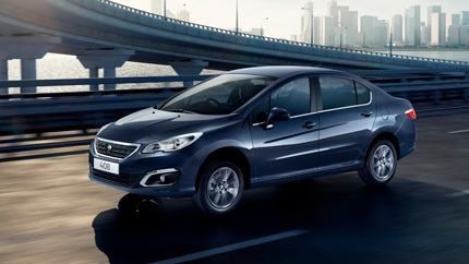 Компания Peugeot отзывает в России 21 автомобиль Peugeot 408 из-за проблем с оптикой