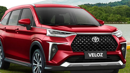 У россиян появилась возможность купить редкий компактвэн Toyota Veloz