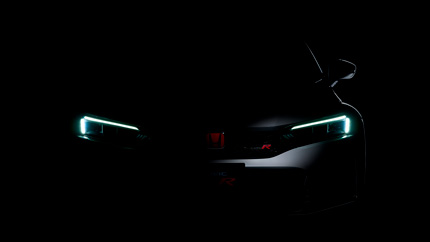 Новый хот-хэтч HONDA CIVIC TYPE R впервые предстал без камуфляжа