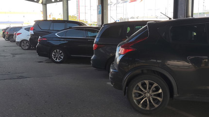Дилеры премиальных автомобильных брендов из РФ осваивают новые услуги в 2022 году