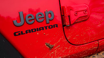 В Россию привезли новый Jeep Gladiator с двойной кабиной