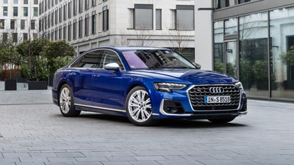 В России начали продавать роскошные седаны Audi S8, но цена неприятно удивит