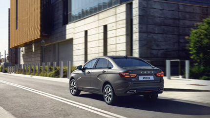 В Тольятти запустили производство обновленной LADA Vesta