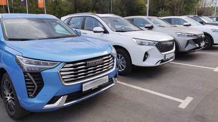 Сколько новых авто россияне купят по итогам 2023 года