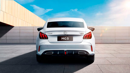 В России начали продавать седаны MG 5 с доставкой на дом