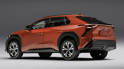 Toyota выкупит отозванные электрокары