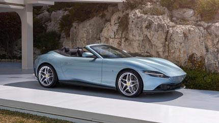 Дебютировал спорткар Ferrari Roma Spider