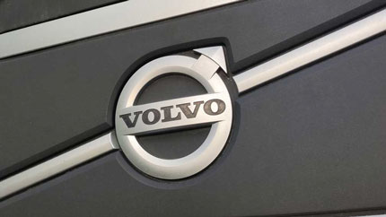  Марка Volvo показала свой первый минивэн