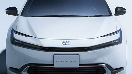 Стартовали продажи новой Toyota Prius