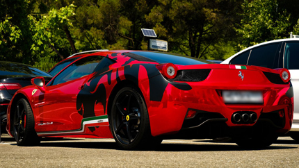 К 2030 году Ferrari станет углеродно-нейтральной, однако в ближайшее время она не будет автономной