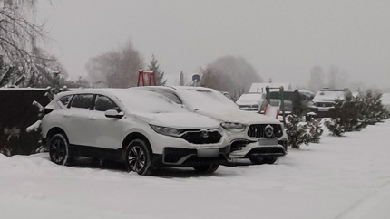 Эксперт рассказал о ошибках при вызволении автомобиля из «снежного плена»