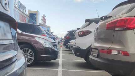 Названы самые популярные цвета автомобилей у россиян