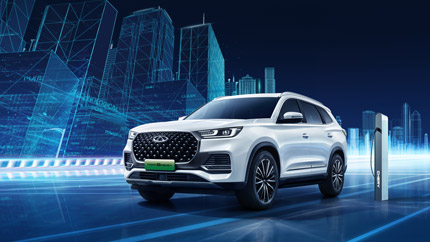 Названа цена первого гибридного кроссовера Chery в России