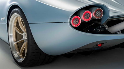 Суперкар Pagani Huayra получил спецверсию Codalunga по заказу клиентов