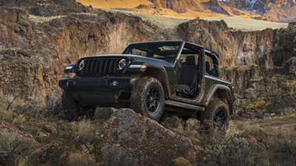 Представлен рестайлинговый внедорожник Jeep Wrangler 2024 модельного года