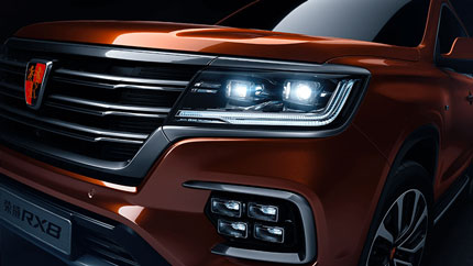 В РФ привезли флагманский кроссовер бренда Roewe