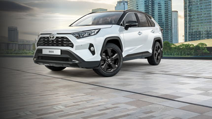 В РФ привезли свежую партию кроссоверов Toyota RAV4