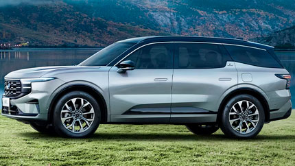 В России стартовали продажи кроссовера Ford Edge L