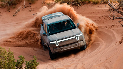 В России продают 800-сильные электропикапы Rivian R1T от 15 млн рублей