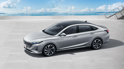 В РФ появился новый стильный седан Changan