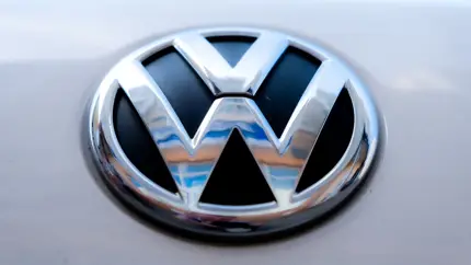 От Beetle Cabrio до деталей для ракет: старый завод VW ждет резкий поворот