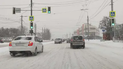 Названы самые частые проблемы автовладельцев в зимний период