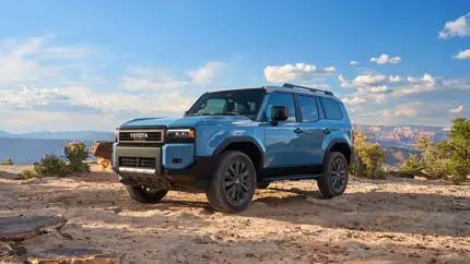 В Россию привезли абсолютно новый Toyota Land Cruiser Prado: названа цена