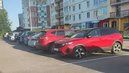 За что могут оштрафовать водителя во дворе