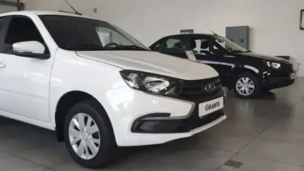 «АвтоВАЗ» испытывает проблемы с деталями для Lada Granta: на территории завода скапливаются некомплектные авто
