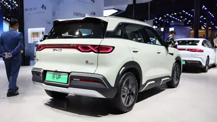 Батарея живёт дольше мифов: BYD приглашает посмеяться над другими автопроизводителями